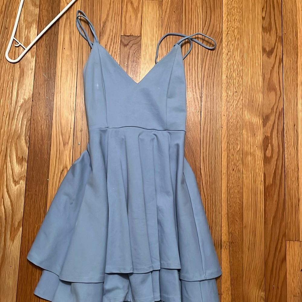 windsor mini poofy dress at bottom. used before.